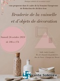 Braderie de vaisselle et d'objets de décoration