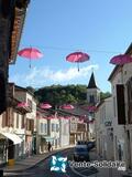 Photo Vente aux enchères d'oeuvres 'dons' des artistes Montcuquois à Montcuq-en-Quercy-Blanc